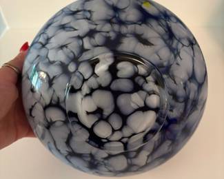R53 - $12. Polish Art Glass Small Vase.