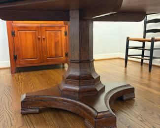 R28 - $125. Round Dining Room Table in Excellent Condition. Measures 60" round. Has 1 - 22" leaf.