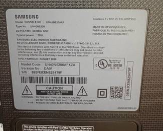 R31 - $60. Samsung 40" TV. Model #UN40N5200F. August 2020 Manufacture. Full HD Smart TV