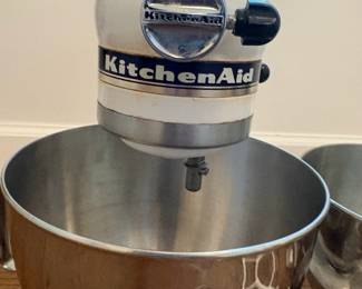 R43 - $100. KitchenAid Stand Mixer. Model KSM90. Older model but works!