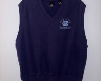 R63 - $10. Carolina. NCAA Basketball 2005 Champions Vest. Size Large.