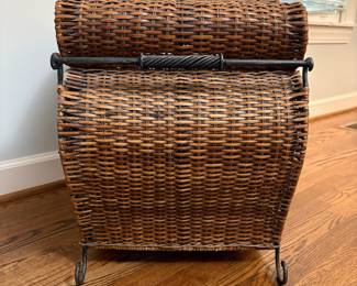 R15 - $25. Medium Sized Wicker Lidded Storage Box. Measures 25" x 15" x 22" tall. Good Condition.