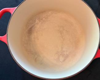 R55 - $75. Le Creuset 4.5 qt. #24. Good condition - see photos.
