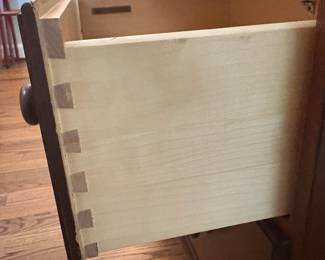 R19 - $40. Ethan Allen Media Stand. Measures 28" x 17" x 28". Very good condition.