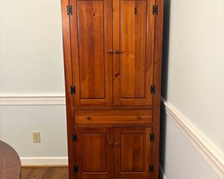 R33 - $100. Vintage Bailey & Sons Mastercraft Cabinet. Solid Pine Hutch. Measures 35" x 17.5" x 72.5" tall. Has a scratch on the inside shelf - see photo and a bit of wear at the handles. Solid piece and sturdy.