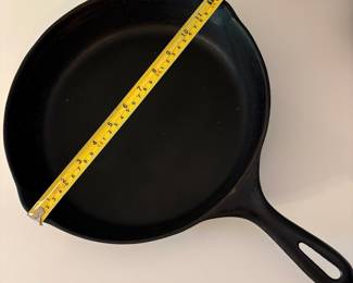 R61 - $15. Lodge Cast Iron Pan.