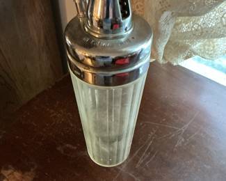 Vintage Indiana Glass Cocktailor Cocktail Shaker