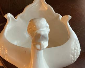 Hull Pottery White Swan Planter Set