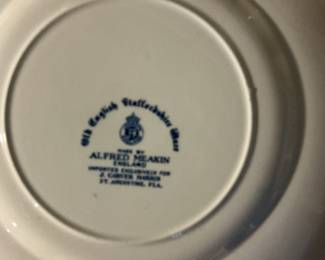 Alfred Meakin Old English Staffordshire Ware St. Augustine Plate