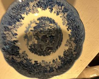 Romantic England "10th Century West Gate and Leicester Hospital" Bowl