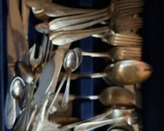 Wm. Rogers & Son Silver Plate Flatware Set