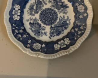 Spode Blue Room Collection "Trophies" Plate