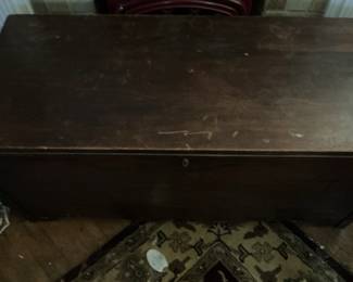 Vintage Lane Cedar Hope Chest