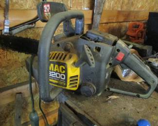 Mac 3200 Gas Chainsaw 