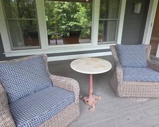 Outdoor swivel chairs