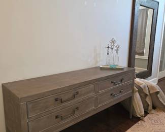 Thom Filicia 4 drawer dresser