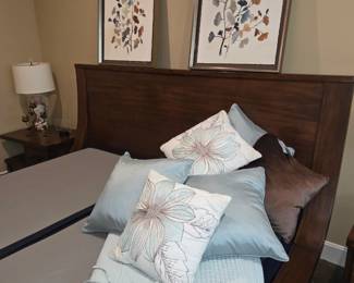 Vintage Lexington King size bed