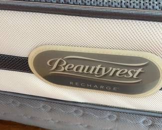 #005 Beauty Rest queen size mattress set $125.00