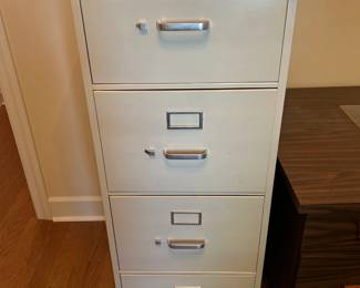 #047 Metal file cabinet Hon lockable w key 4 drawers $30.00