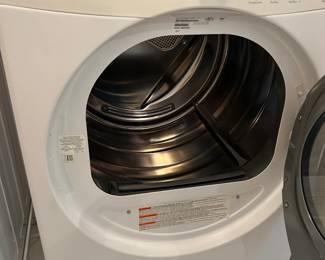 #086 pair of front load washer dryer on pedistal Frigidaire $800.00