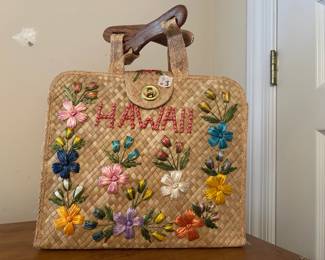 #063 Hawaii woven shopper basket $20.00