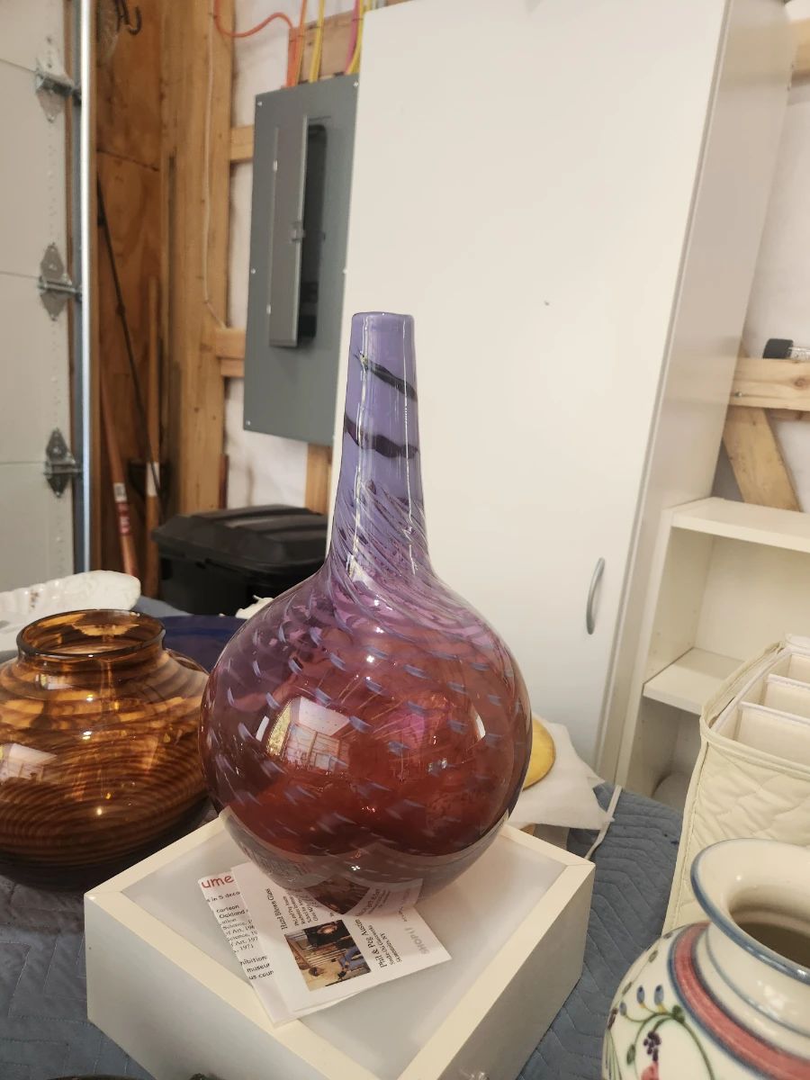 Blown glass piece