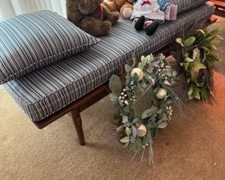 1low table