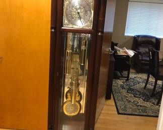 Lot: This chair as well as the following photos are in storage with an entire law office furniture and furnishings sold as one bulk price. Pre-Sale is available for the contents for one price. Call Bill at 512-788-2533 for more information