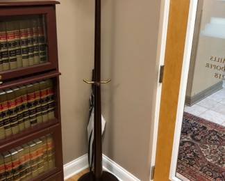 Lot: This chair as well as the following photos are in storage with an entire law office furniture and furnishings sold as one bulk price. Pre-Sale is available for the contents for one price. Call Bill at 512-788-2533 for more information
