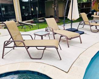 Outdoor loungers
