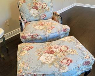 Beautiful Ethan Allen Floral Chair & Ottoman