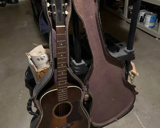 Gibson Acoustic Guitar