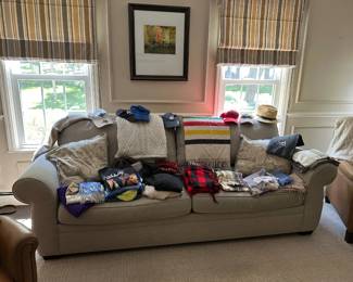 Sofa, Clothes, Scarves, Caps, Pendleton 5th Ave Glacier Blanket