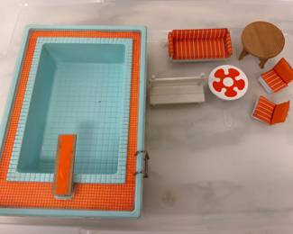 Lot 6638 Vintage Lundby Swedish Dollhouse Pool Accessories