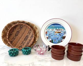 Lot 6696 Brown Stoneware Ramekins Woven Baskets Villeroy Boch Naif Christmas Platter More