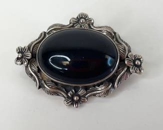 Lot 7020 1988 Carol Felley Sterling Silver Stone Pendant Jewelry