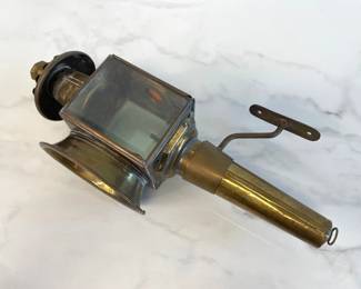 Lot 6875 Antique Brass Carriage Light