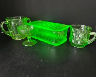 Lot 6927 Uranium Glass Refrigerator Bin More
