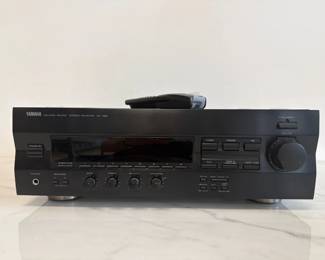 Lot 6770 Yamaha RX496 Stereo Receiver