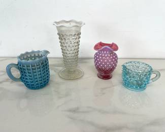 Lot 6916 Fenton Glass Creamers Bud Vases