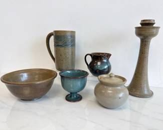 Lot 6972 Vintage Jugtown NC Pottery