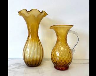 Lot 6719 Vintage Amber Glass Vase Pitcher