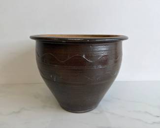 Lot 6762 Mark Hewitt NC Pottery Garden Planter Pot