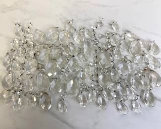 Lot 6593 Vintage Chandelier Prisms