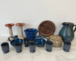 Lot 6947 NC Pottery Jugtown A R Cole