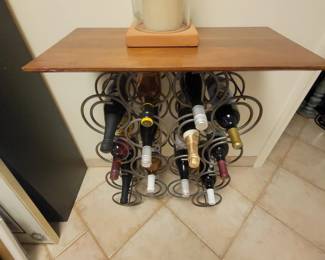Wine rack table