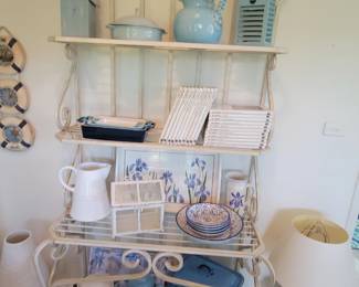 Bakers rack