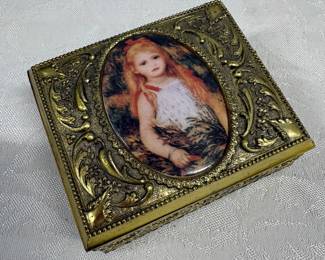 Victorian Cameo Box 