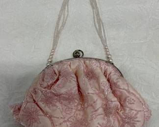 Le Regale Beaded Handbag 