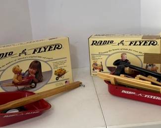 Radio Flyer Wagon Wheelbarrow